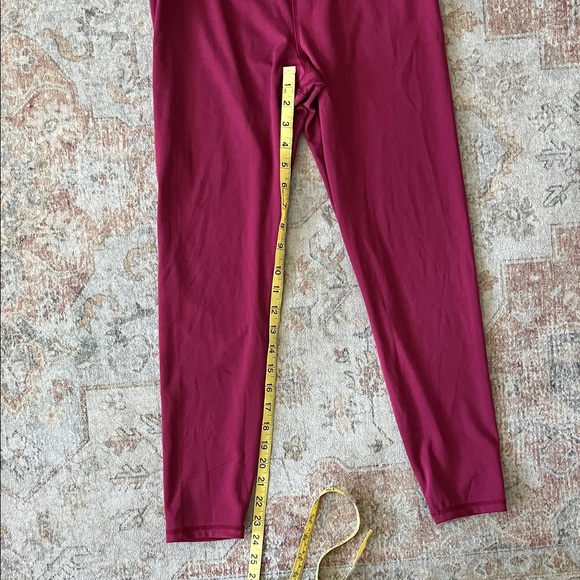 A New Day Burgundy Leggings Medium - Picture 4 of 5